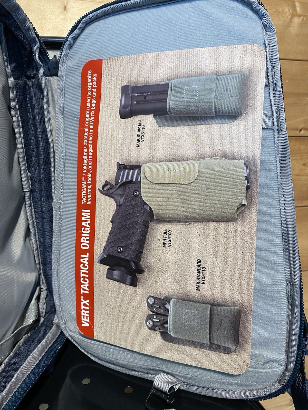 Vertx Commuter 2.0 Sling Backpack blue