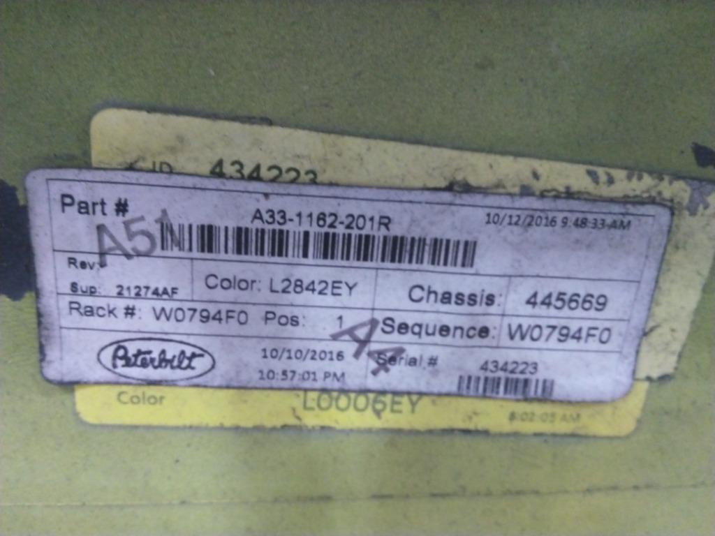 For 2017 PETERBILT 579 SIDE FAIRING Right , MD