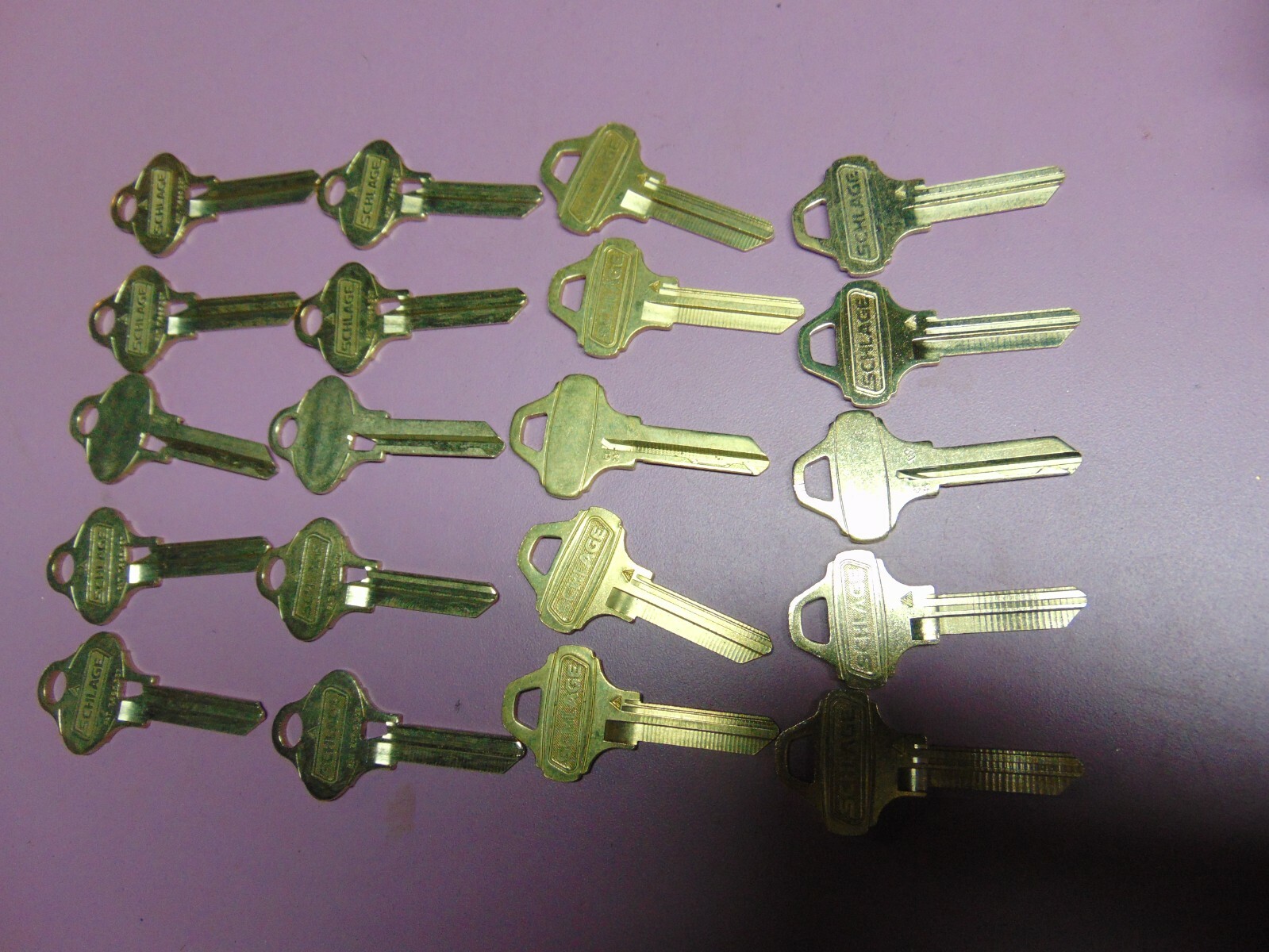20  KEYS  5 OR EACH EVEREST SCHLAGE S145,C123,C145,S123  KEYS UNCUT    LOCKSMITH