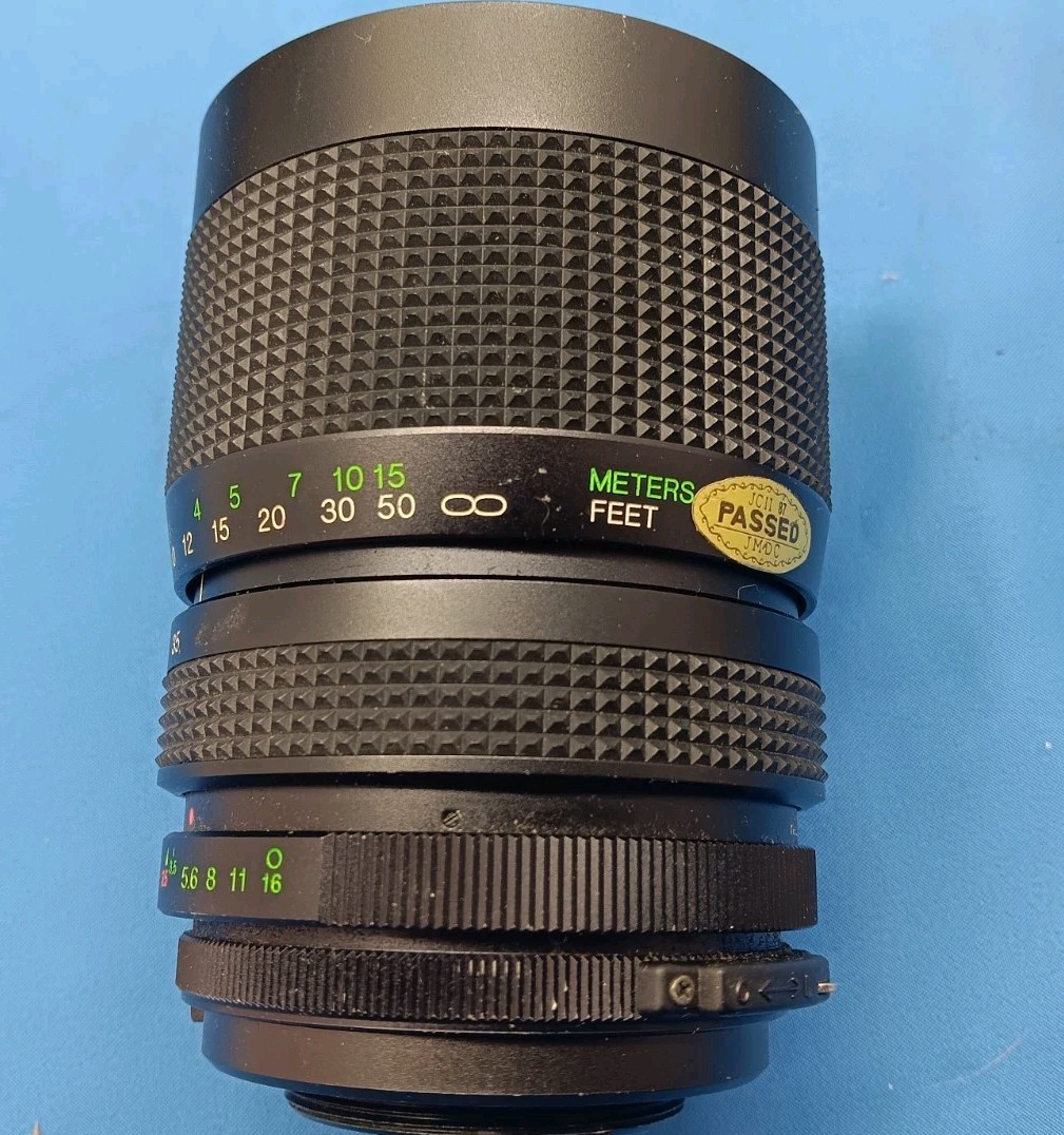 Quantaray Computerized Camera Body, Case, 3 Lenses, Flash Unit, Tint Lenses