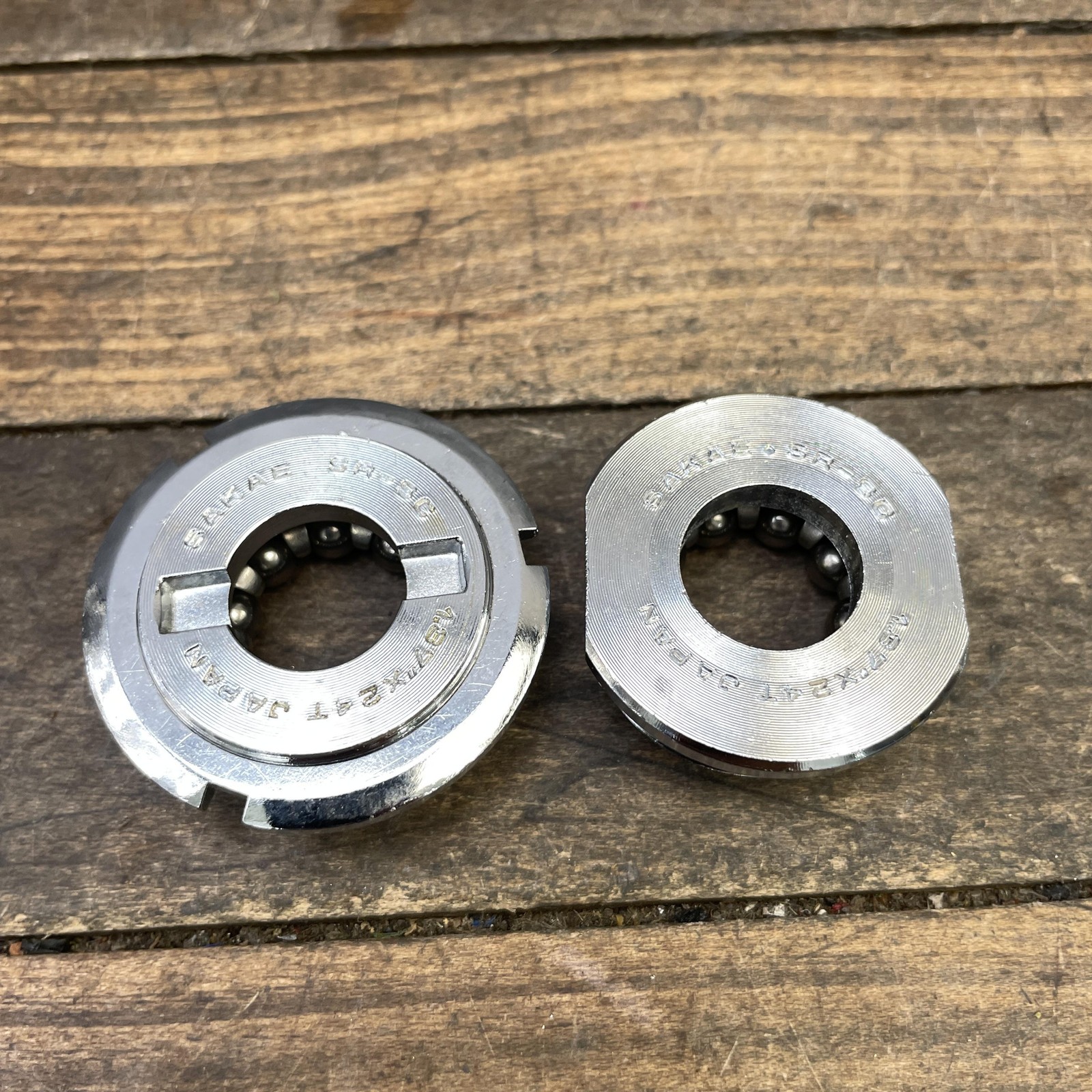 Vintage Sakae SR-5C Bottom Bracket Bearing Cups NOS 1.37x24T Japan English