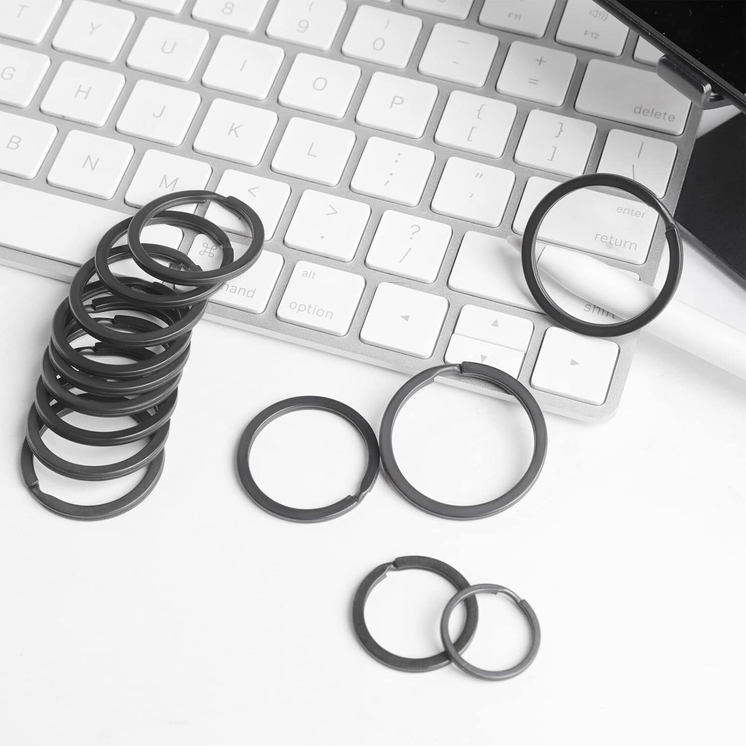 40 Pack Key Ring Keychain Mix 4 Sizes Black Metal Flat Split Key Chains Rings