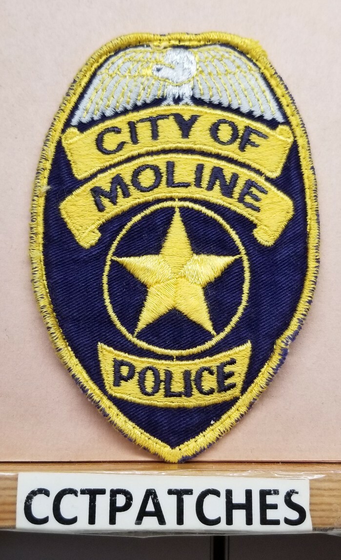 CITY OF MOLINE, ILLINOIS POLICE SHOULDER PATCH IL