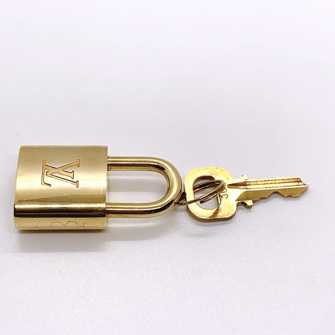 LOUIS VUITTON PadLock Lock & Key Brass Gold Authentic Number random Japan Used