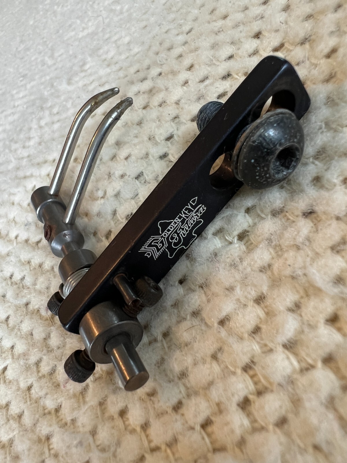 Golden Key Futura Dual Prong Flipper Rest