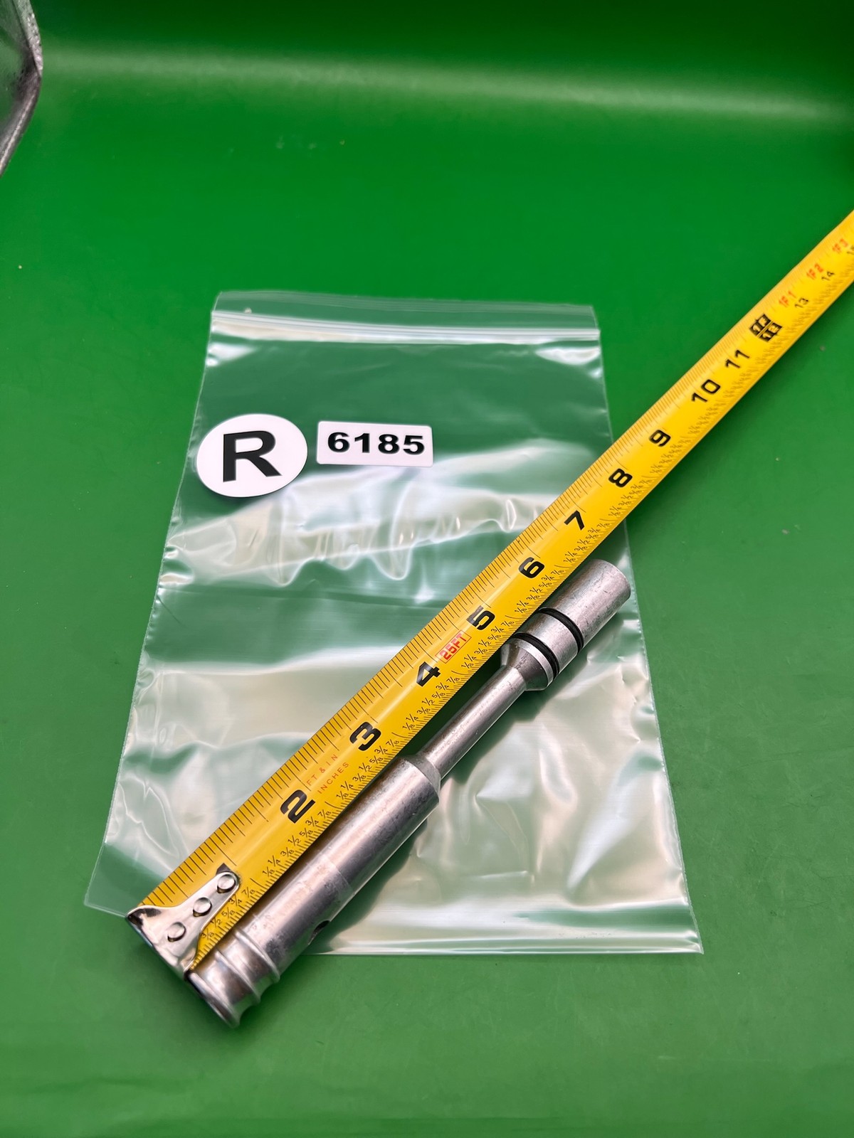 Autococker Bolt
