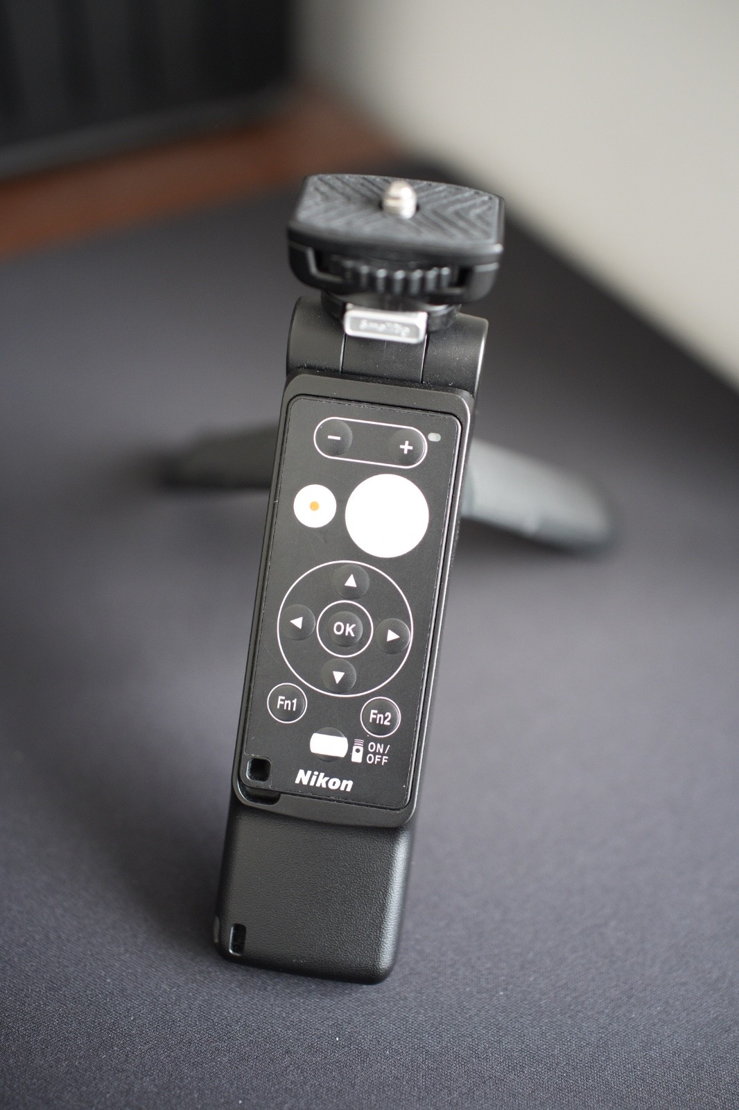 [OPEN BOX] SmallRig 3070 Tripod Grip & Nikon Wireless Remote ML-L7