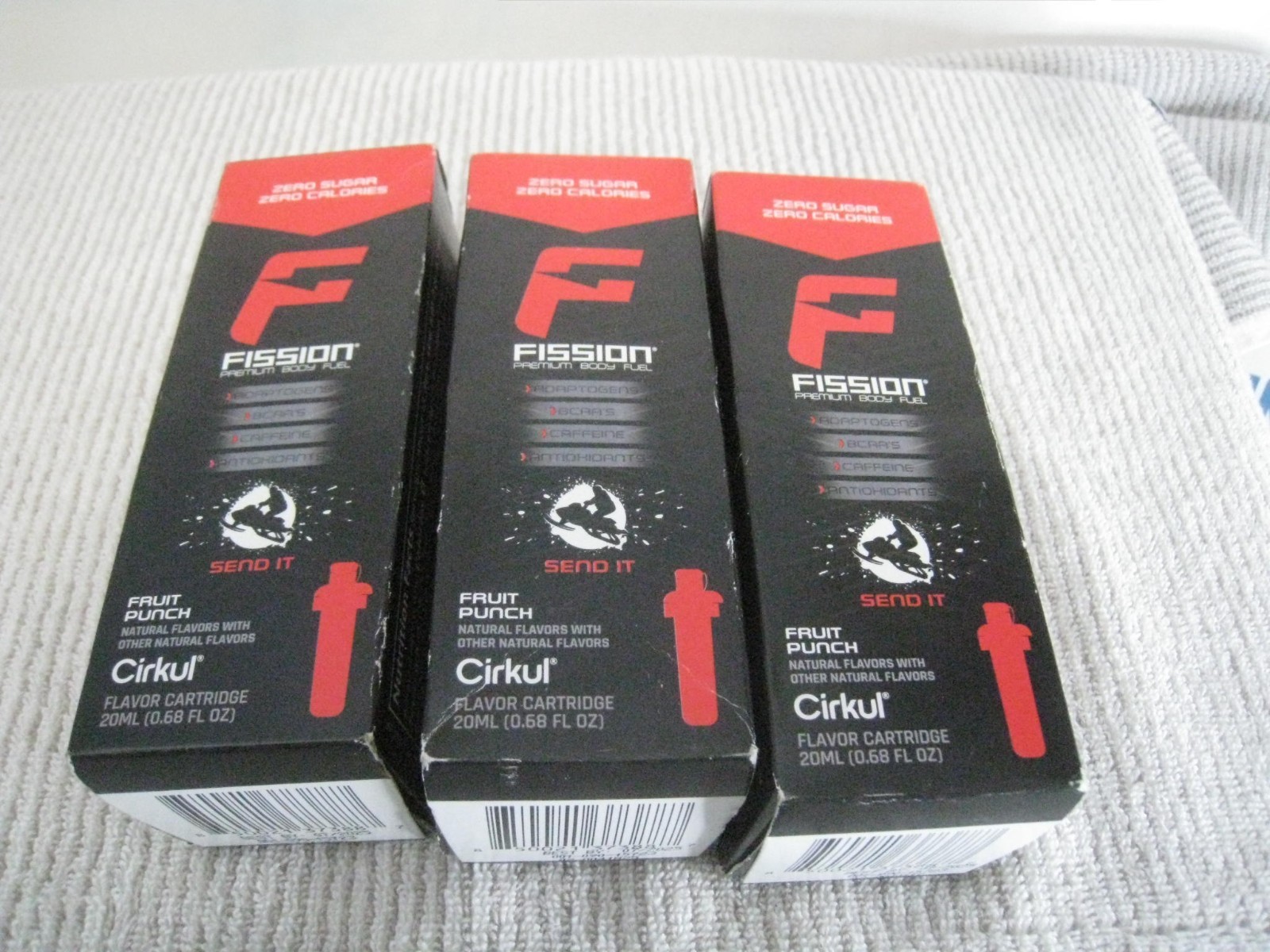 Lot of 3-Pack Cirkul Fission Fruit Punch Flavor Cartridges – Zero Sugar 07/2025