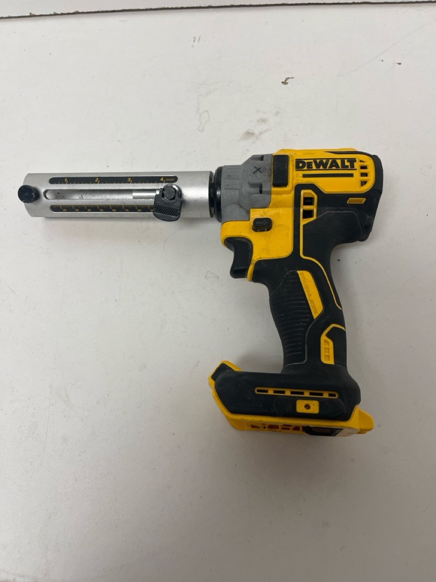 DEWALT TOOL DCE151 TOOL ONLY (P08035067)