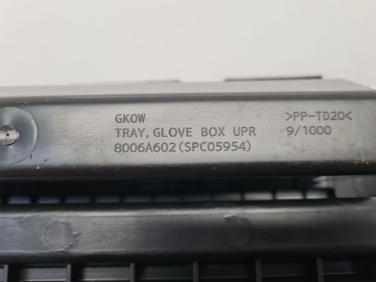 Mitsubishi Eclipse Cross Mk1 (ns) 2021 Dashboard Glove Compartment 8006A602