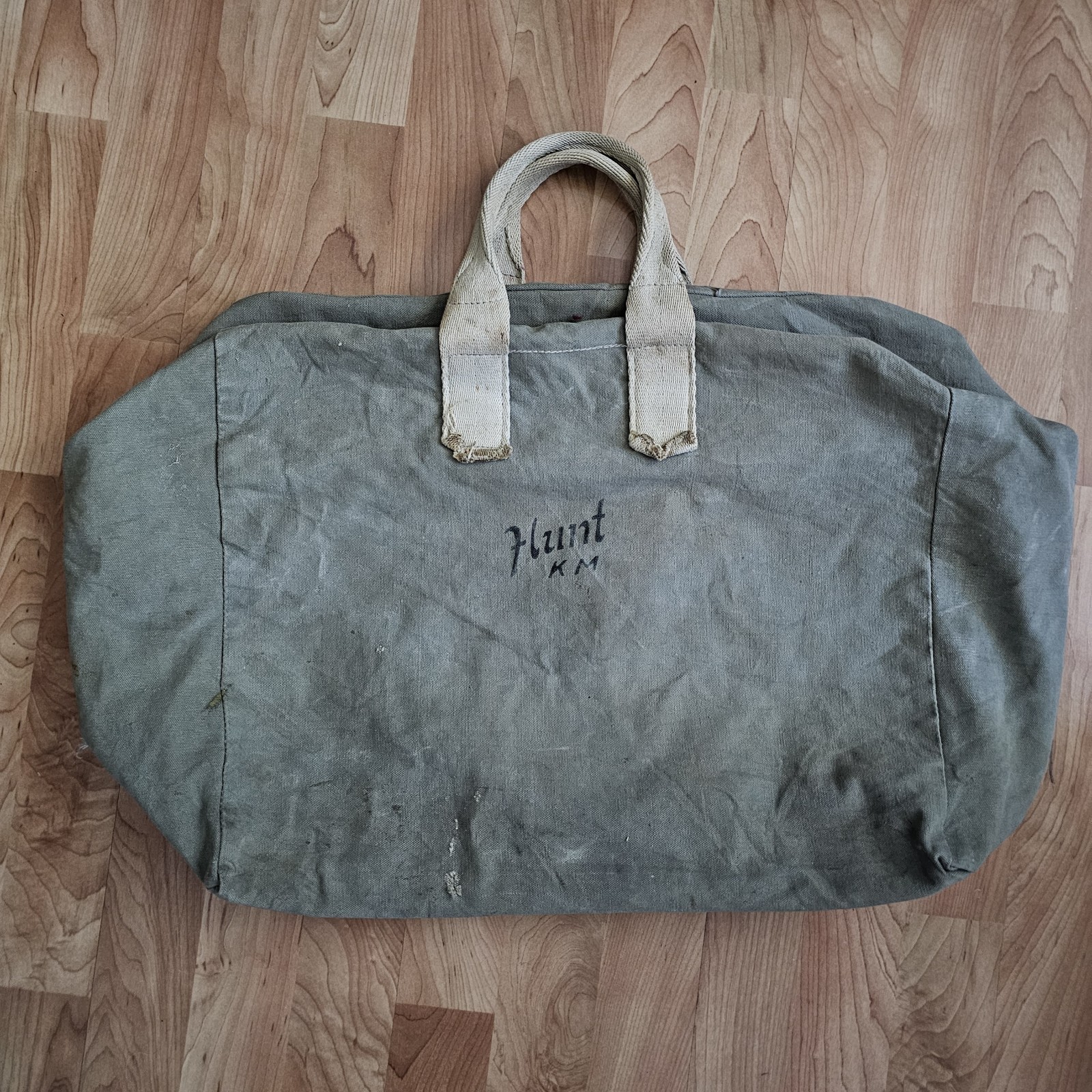 Vintage WW2 WWII Olive Green Canvas Duffle Bag Aviator Military