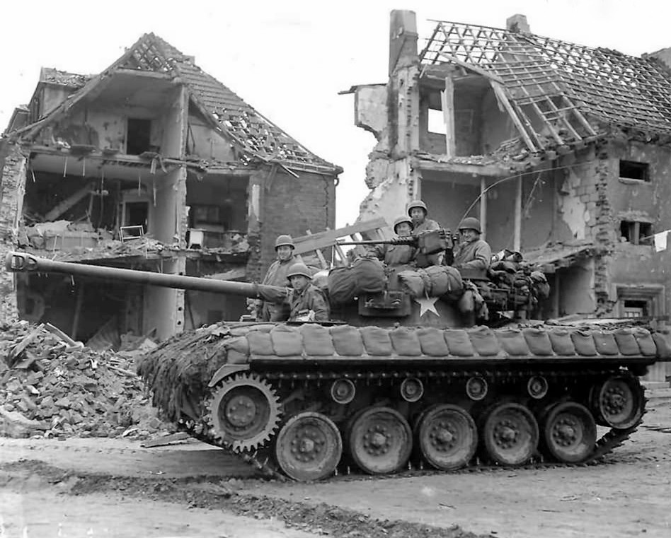Soldiers on a M18 World War II WWII WW2 8x10 Photo 946c