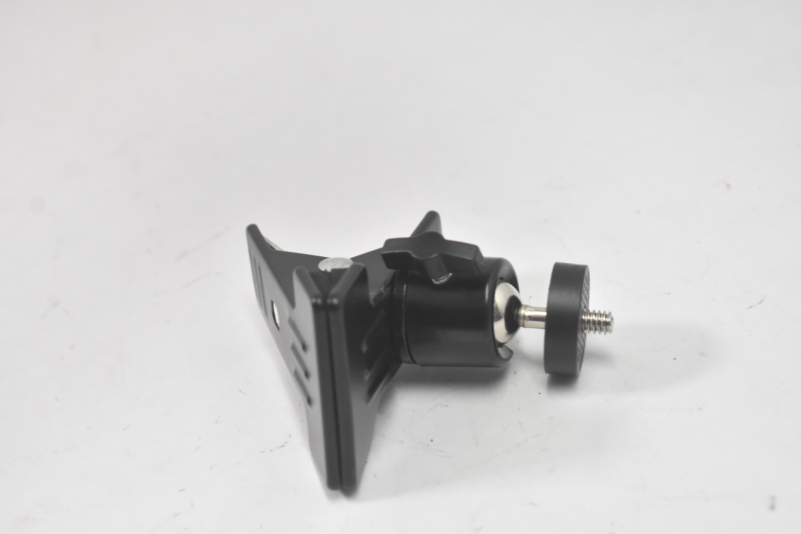 Multi Function Flash Reflector HOlder Mount w Swivel For Tripods Durable Clamp