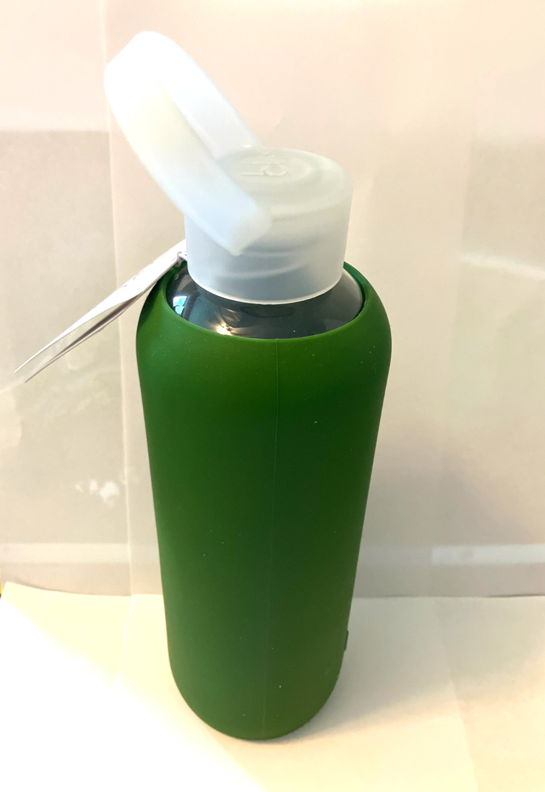 BKR Demi Water Bottle in Fern Green 22oz/650ml Glass w/Silicone