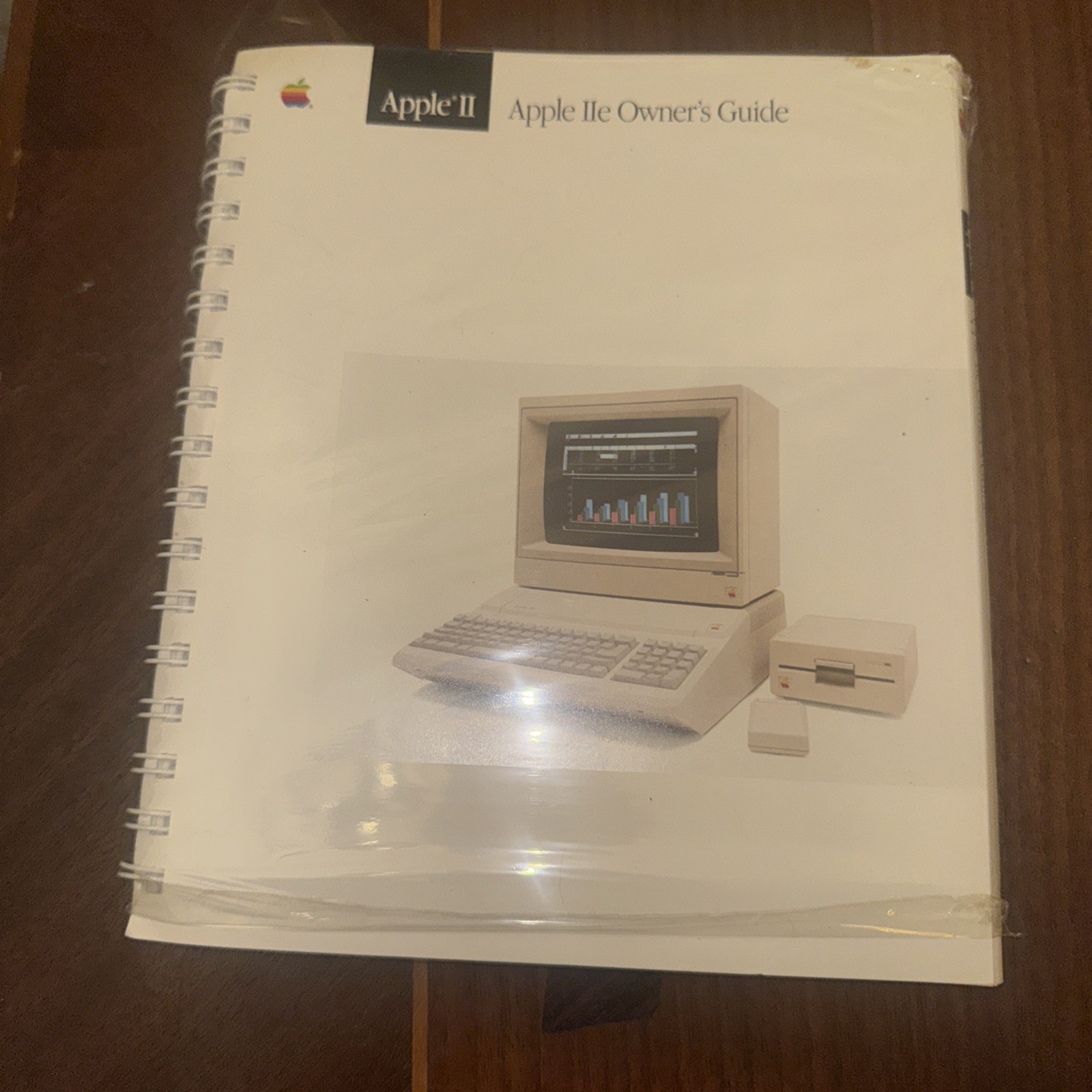 Apple Computers 1986 Apple IIe Owner's Guide SEALED