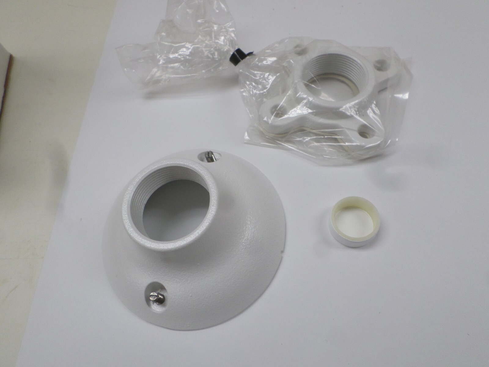 BOSCH Security System Basic Dome Camera G3 White PNP PIP KIT G3BPW60P