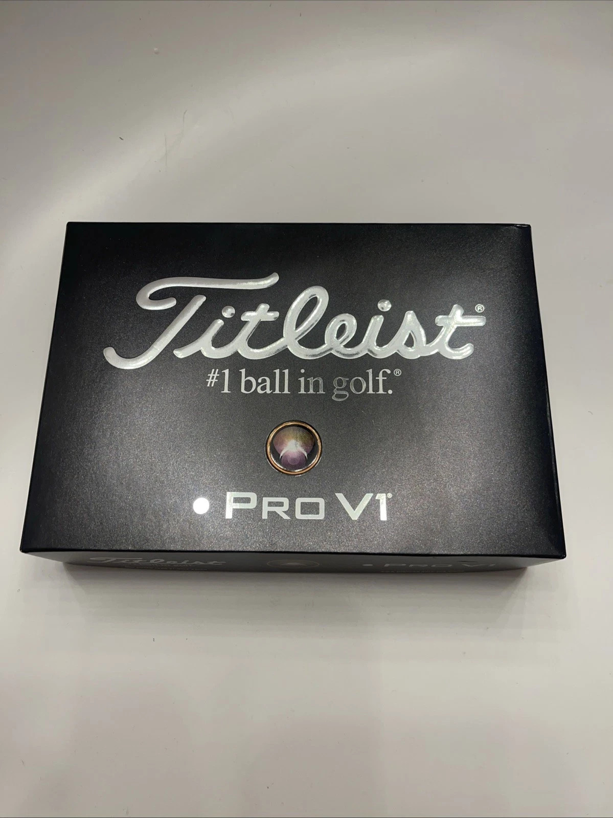 Titleist 2025 Pro V1 Left Dot Golf Balls Dozen 12 Pack Brand New