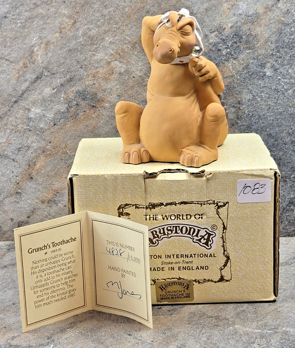 The World Of KRYSTONIA Grunch's Toothache Small Figure #1083 1991