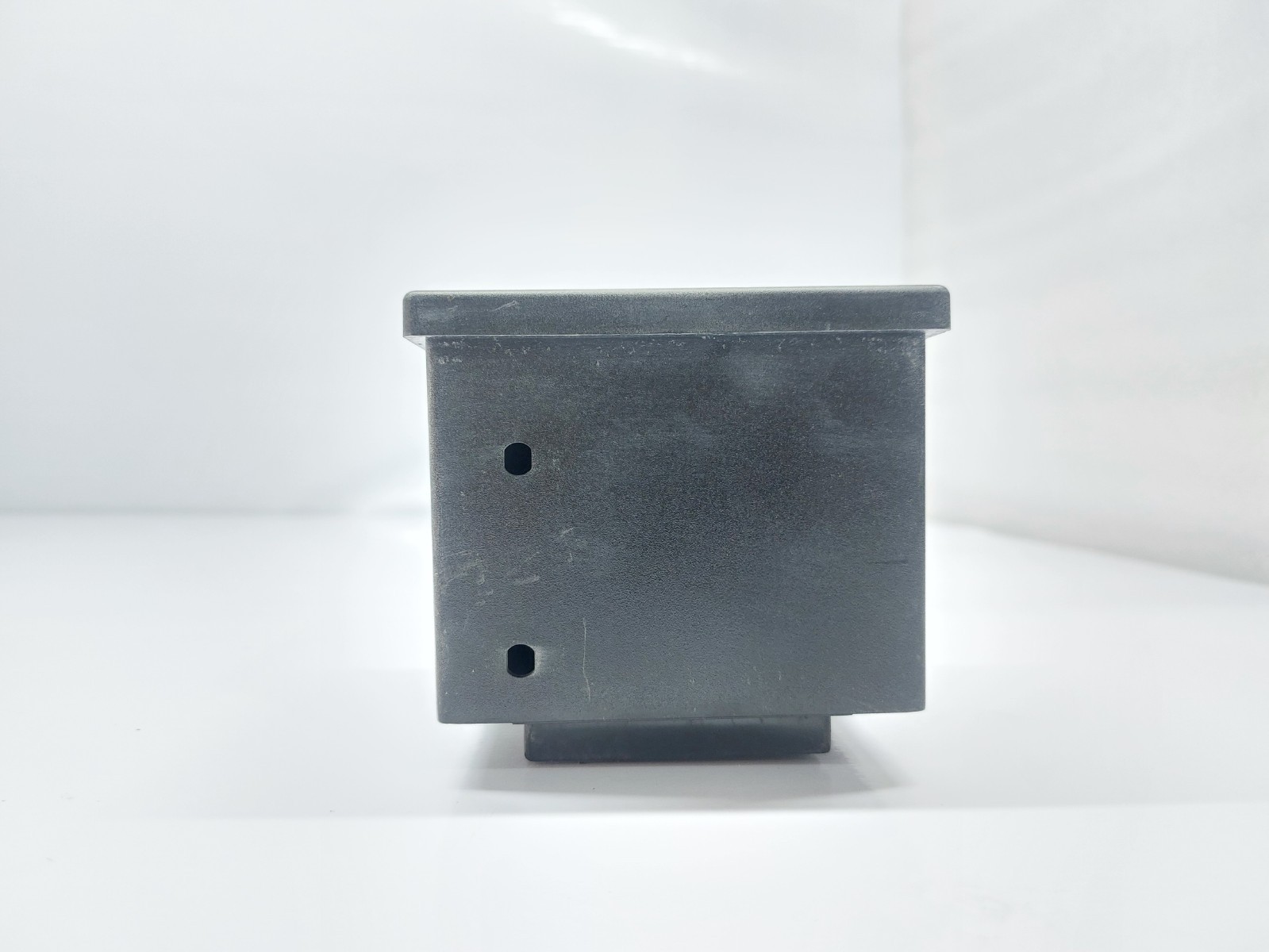 Conzerv dm3210 Three Phase Voltmeter