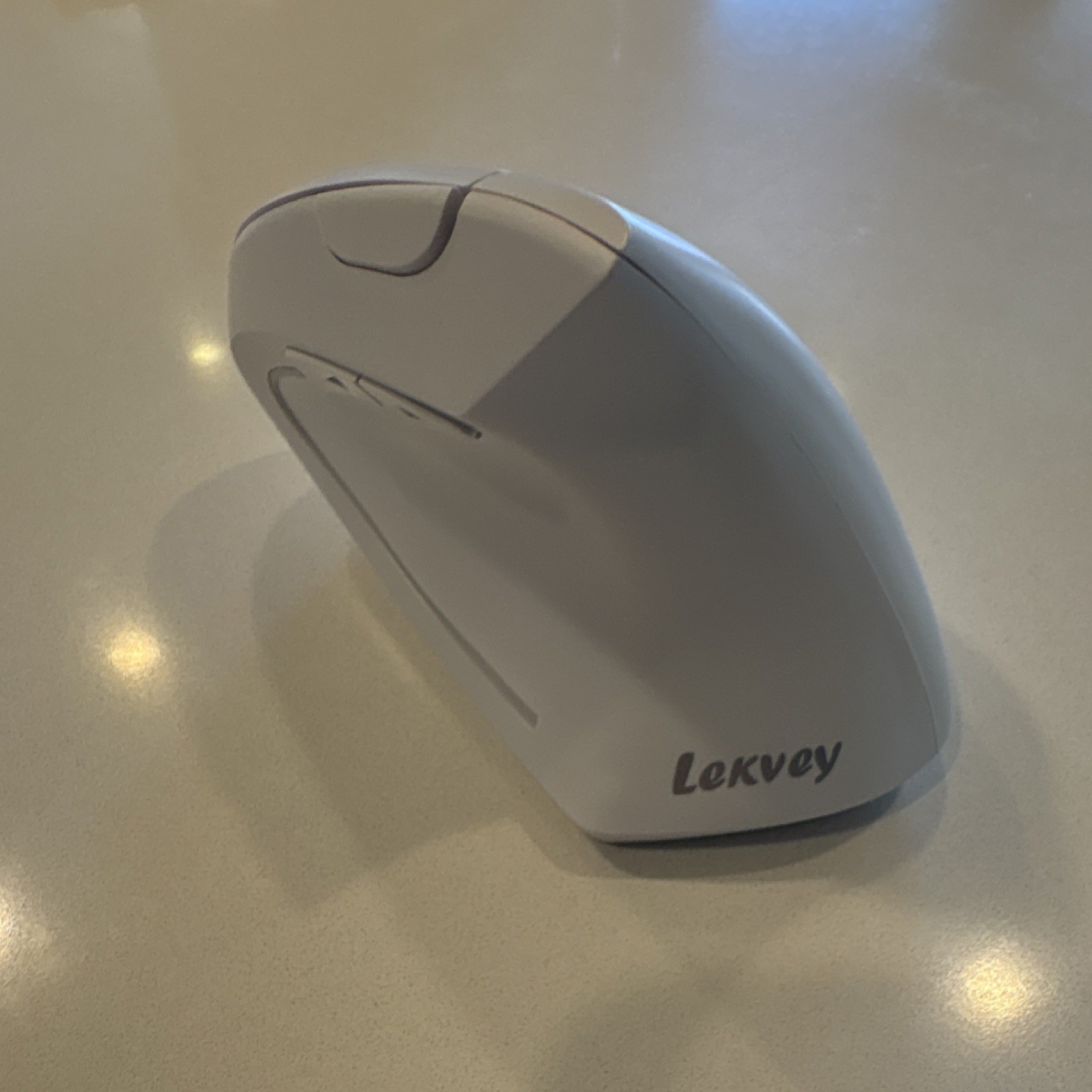 Lekvey Wireless Ergonomic Vertical Mouse 1600 DPI 6-Button Optical White