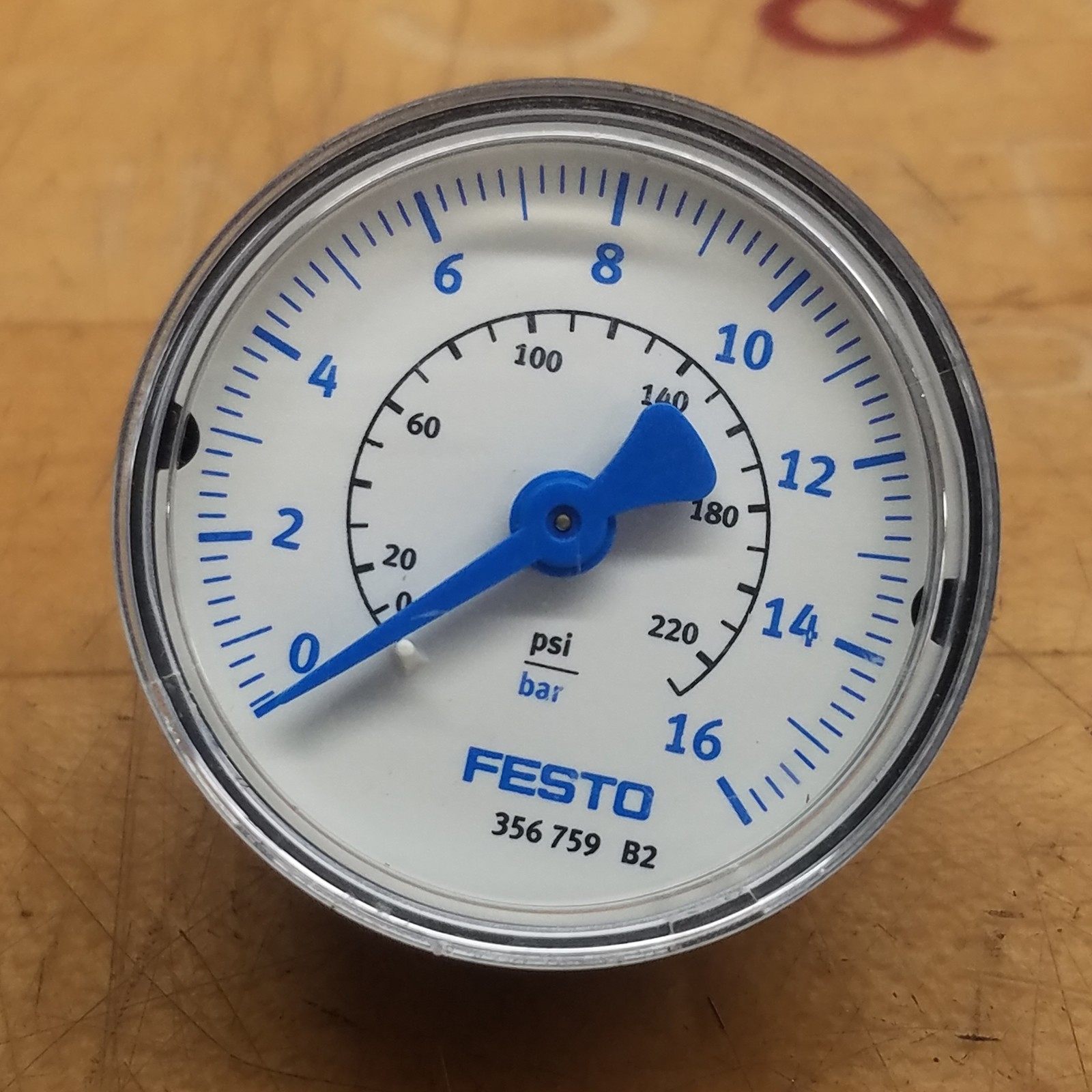 Festo 356 759 B2 Gauge, 0-230psi, 0-16 bar, 2" Face - USED