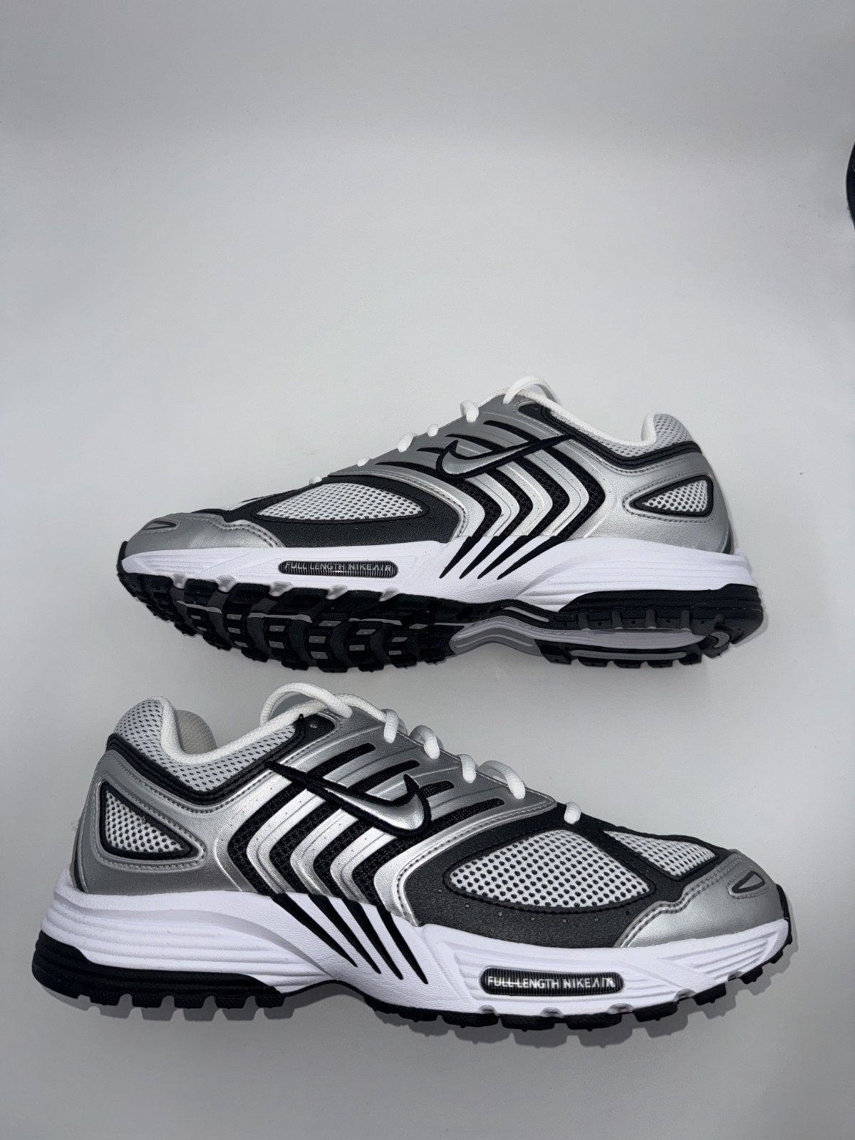 Nike Men's Air Pegasus 2005 Metallic Silver Black HQ3031-002 Pick Size