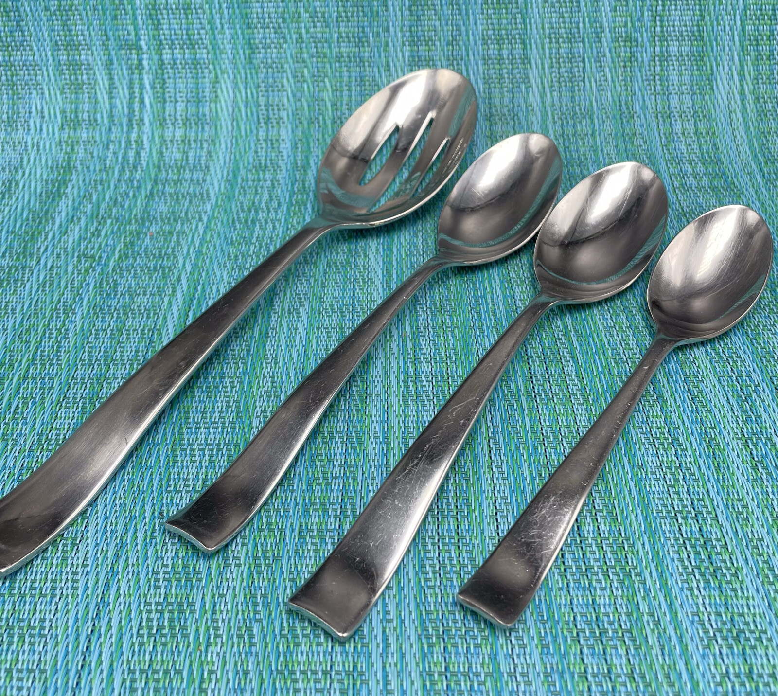 4 Gourmet Settings Spoons - Unknown Pattern - Slotted Serving 2 Soup 1 Teaspoon
