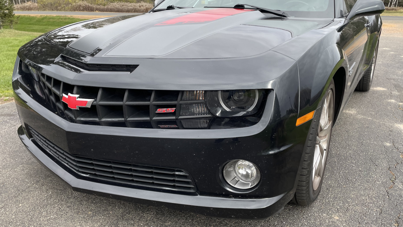 Fits Chevy Camaro 2010-2013 Front Grille Red Textured Chrome Emblem Bowtie
