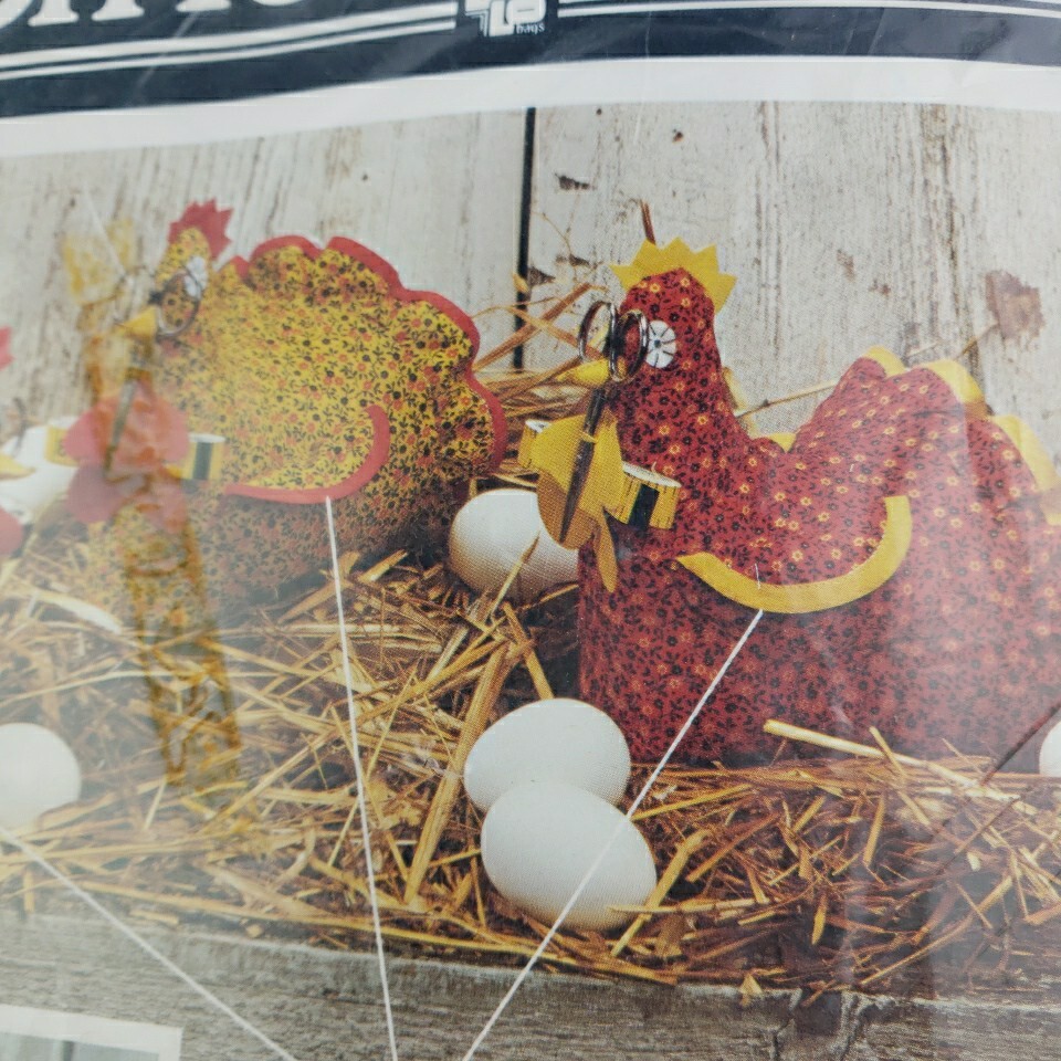 Tradition Today LOLO Bags - Spry As A Hen Pincushion Sewing Kit 1978 Vintage NIP