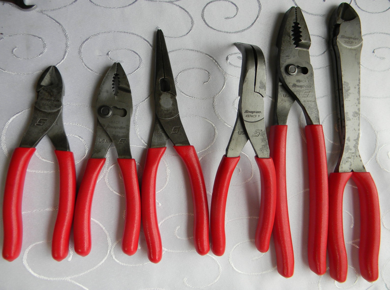 SNAP-ON 6PC RED VINYL GRIP SLIP JOINT, NEEDLE NOSE, DIAGONAL PLIER SET USA MADE
