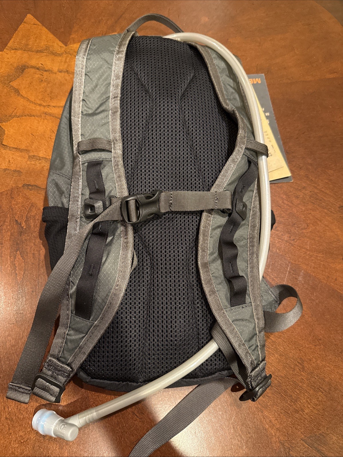 Merrell Crest 6L Hydration Pack Backpack Asphalt Gray NWT Bladder Included