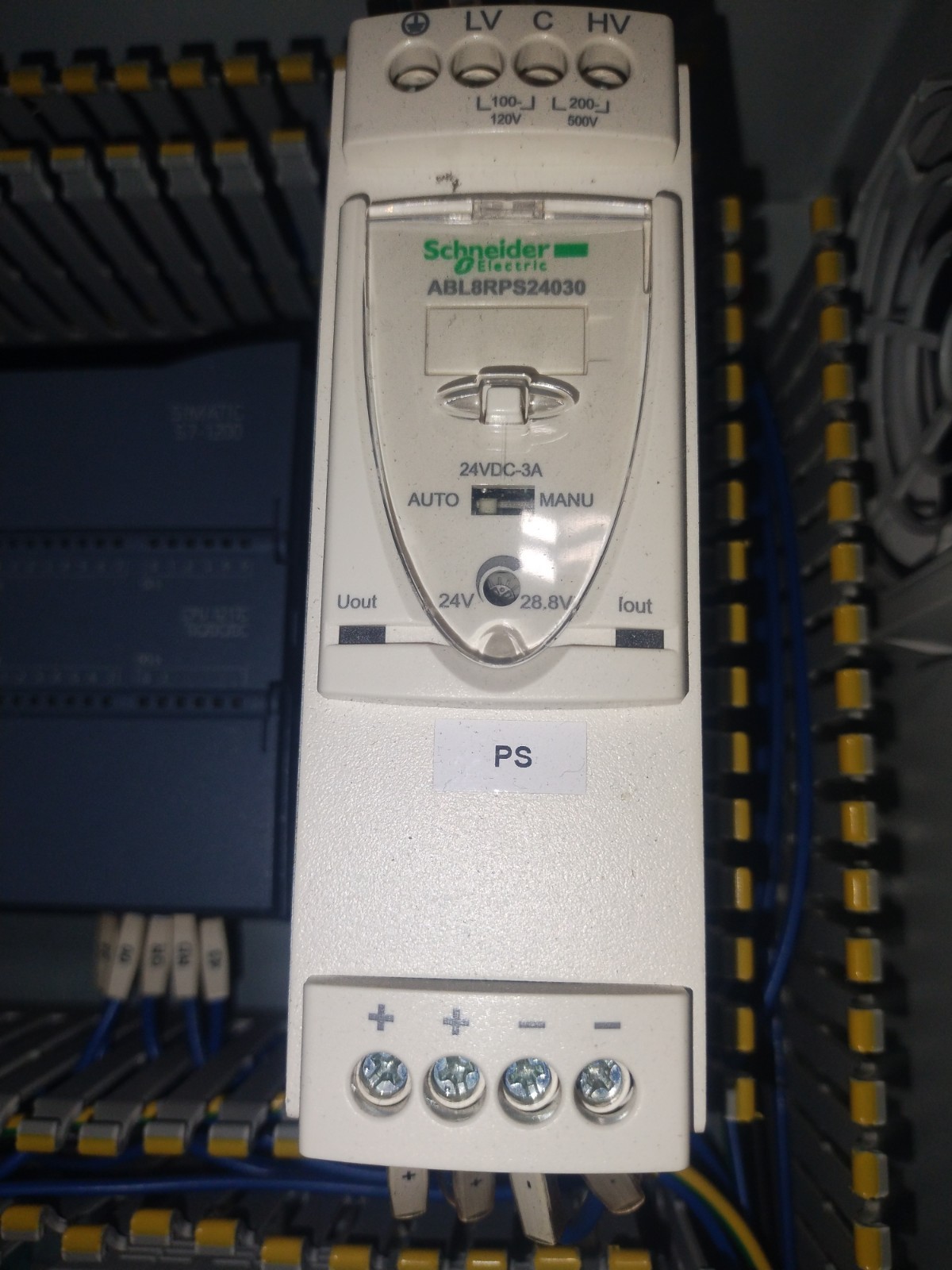 Schneider Electric Control Panel power Controller Used.