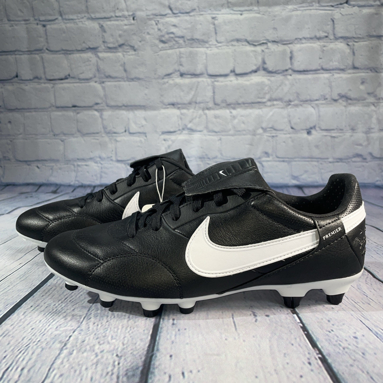 Nike Premier III 3 FG Soccer Cleats Black White Leather AT5889-010 Mens Sz 7