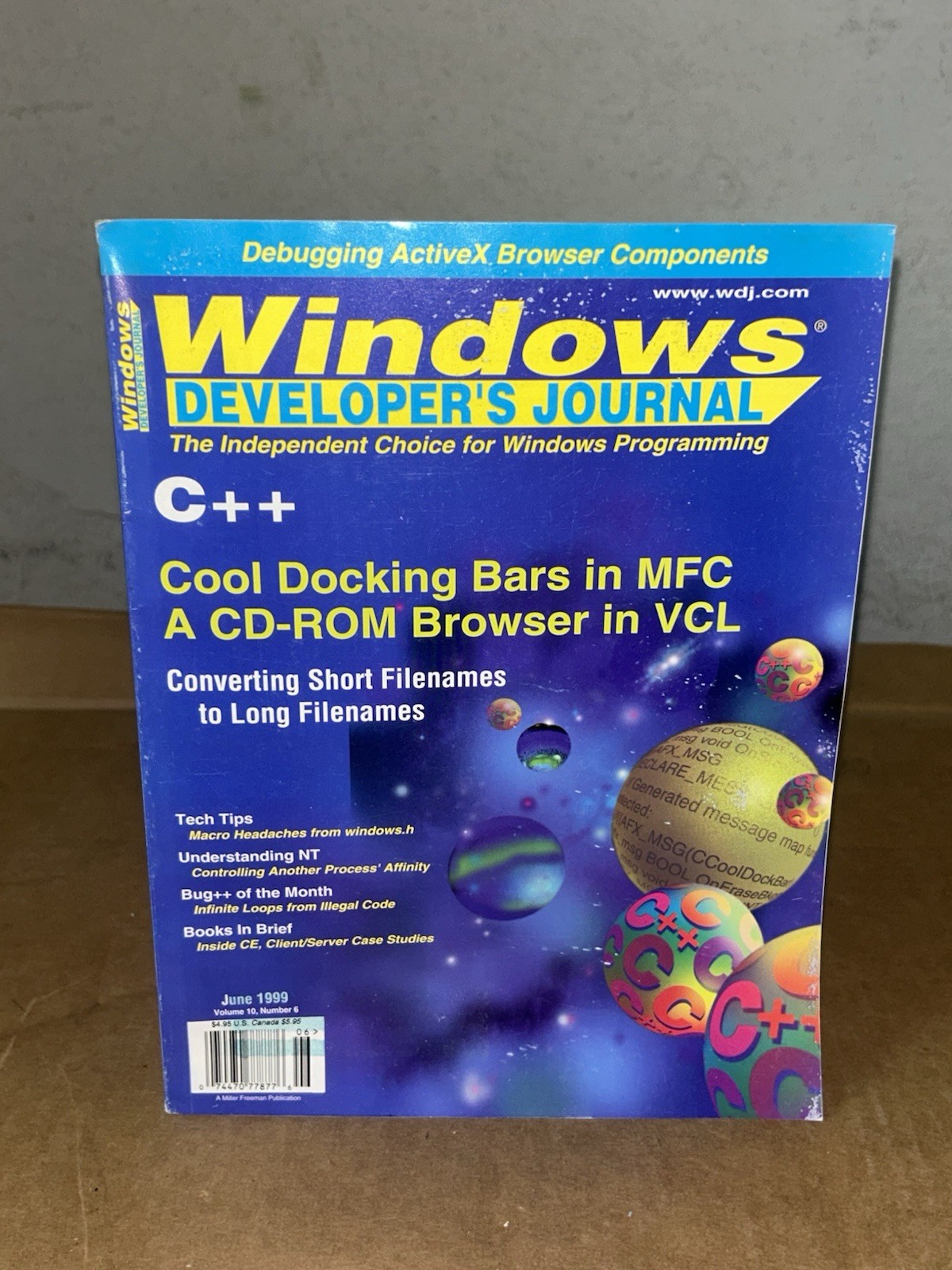 Windows Developer Journal 1999 C++ : Cool Docking Bars In MFC, CD-ROM Browser