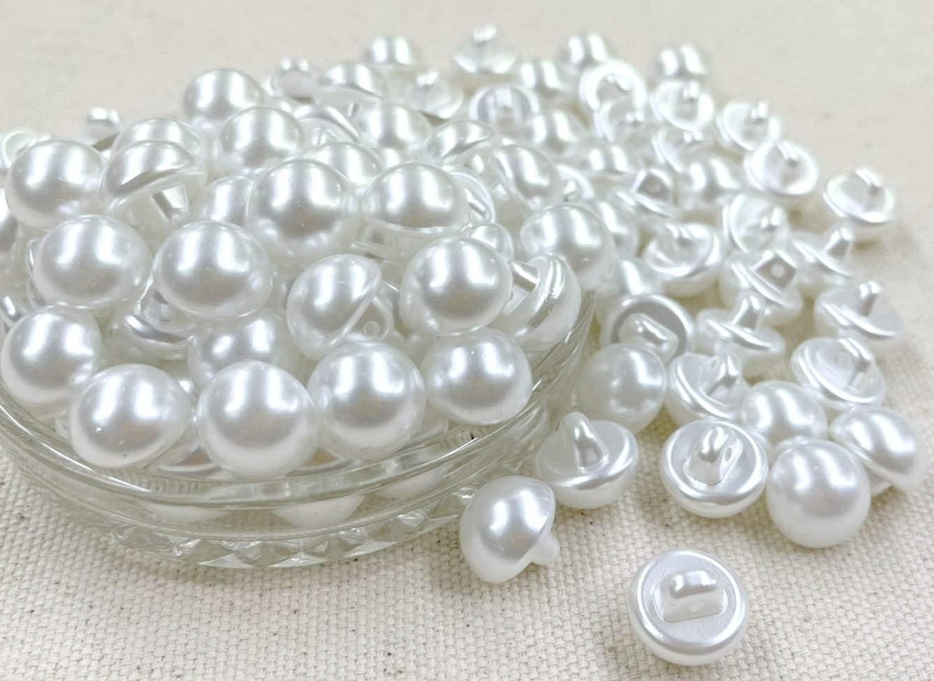AMORNPHAN 100Pcs 14mm. Shank White Round Half Domed 14 millimeters,