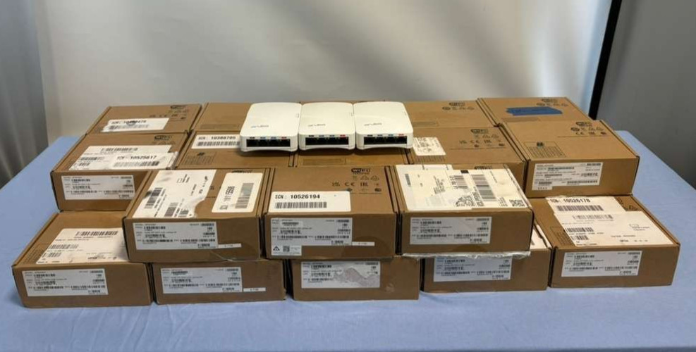 *LOT OF 31* HP Hewlett Packard ARUBA Wireless Dual-Radio Access Point APINH303