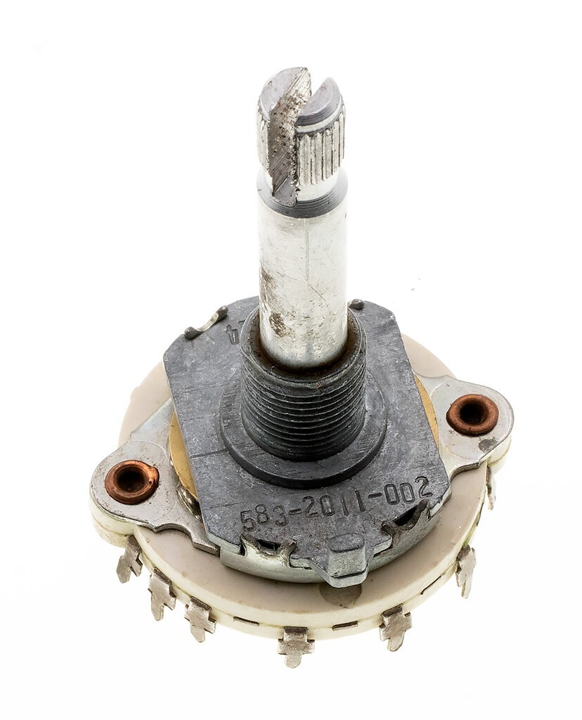 Rotary Switch , 1-Wafer 2-Pole 6-Position, 30 deg/pos 1377620 583-2011-002, NOS