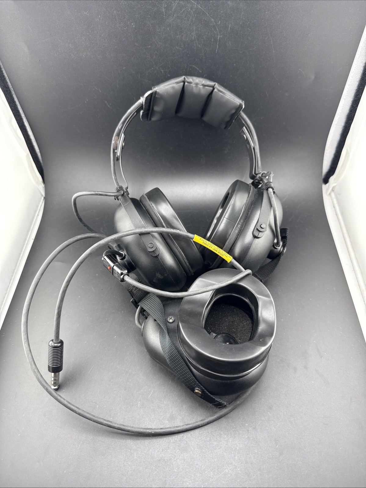 MILITARY ISSUED HEADSET WITH SPEAKERS AND MIC MADE BY ROANWELL