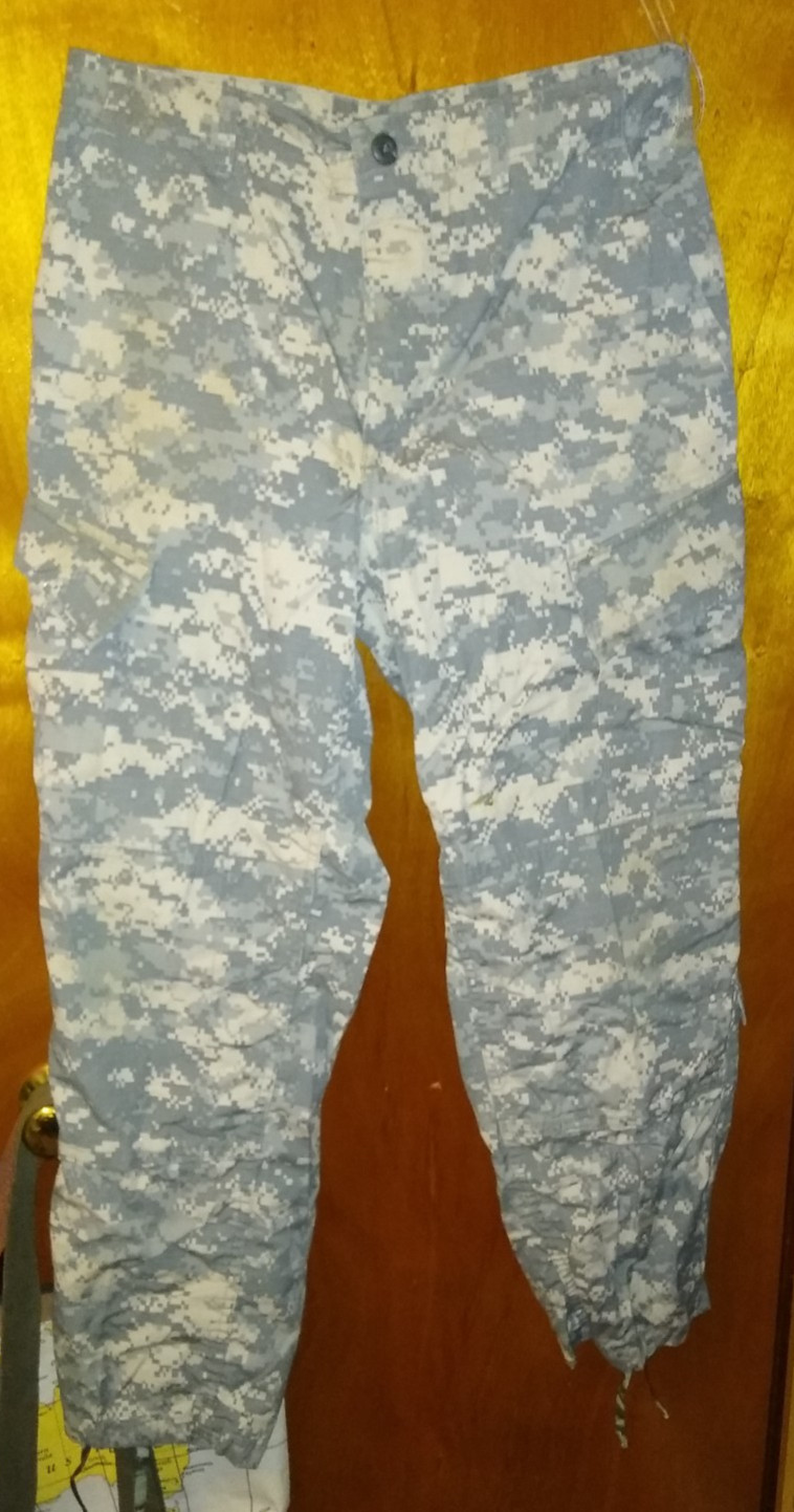US ARMY COMBAT TROUSERS MED-REG NSN 8415-01-519-8429 P520ZA-05-B-1945 03/14