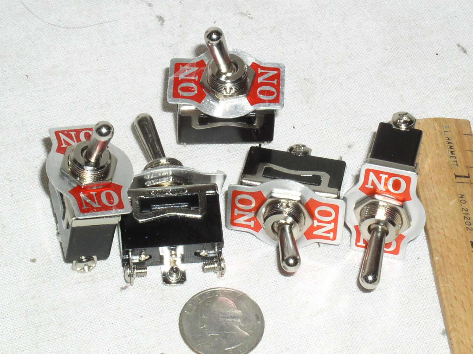 5 NEW SPDT TOGGLE ON-NONE-MOMENTARY ON-MOM POWER SWITCH 15 AMP 15A 15 AC DC USA