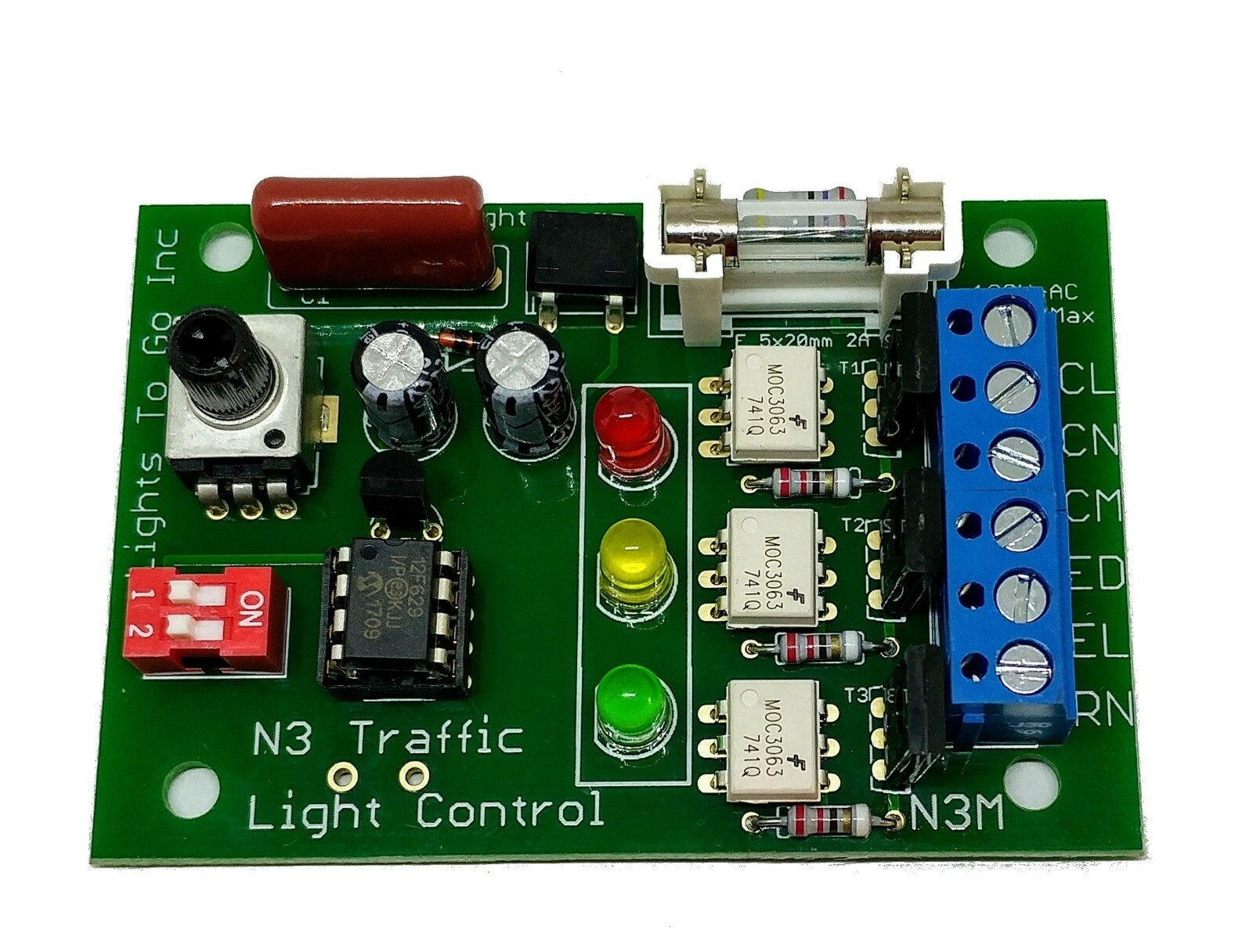 N3 - 3 light controller