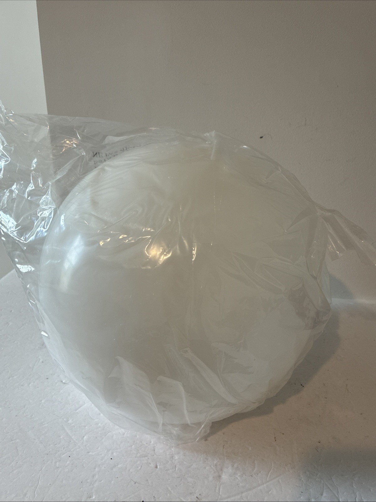 14" White Plastic Globe w/8" Opening for WH-PEND