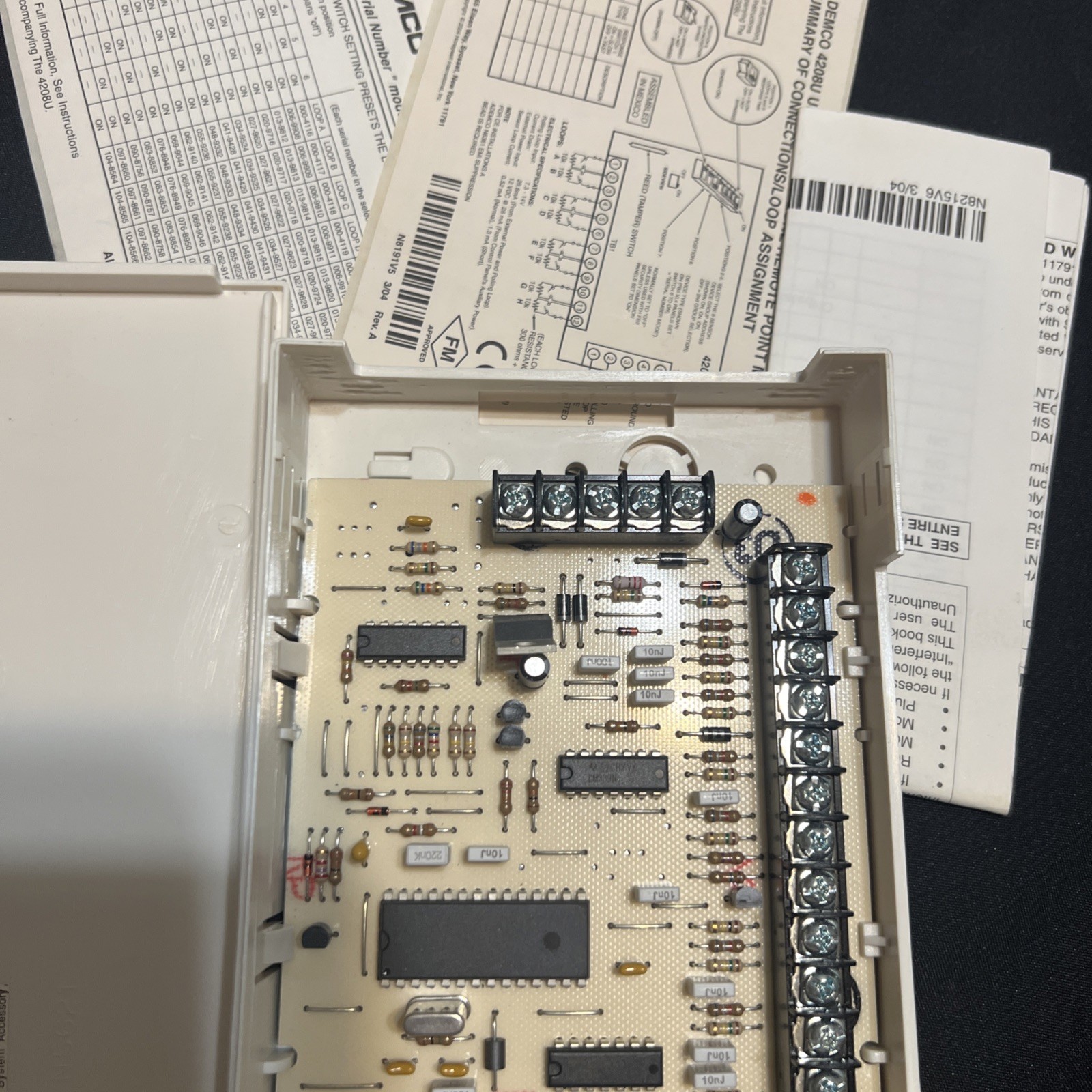 ADEMCO 4208U 8 Zone Remote Point Module, Dip Switch or Serial Number