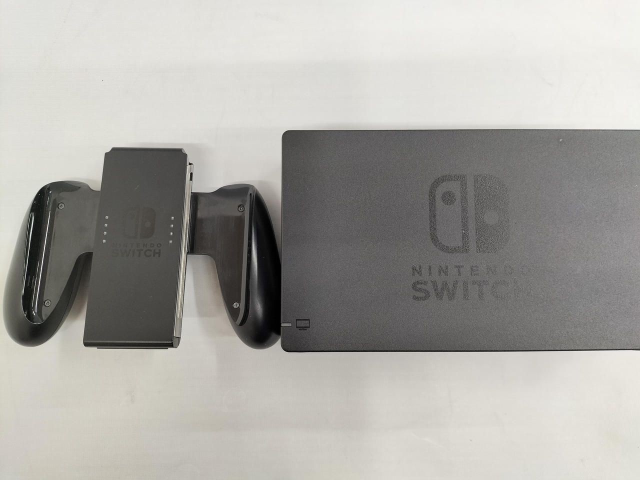 NINTENDO SWITCH HAC-001-01 Used