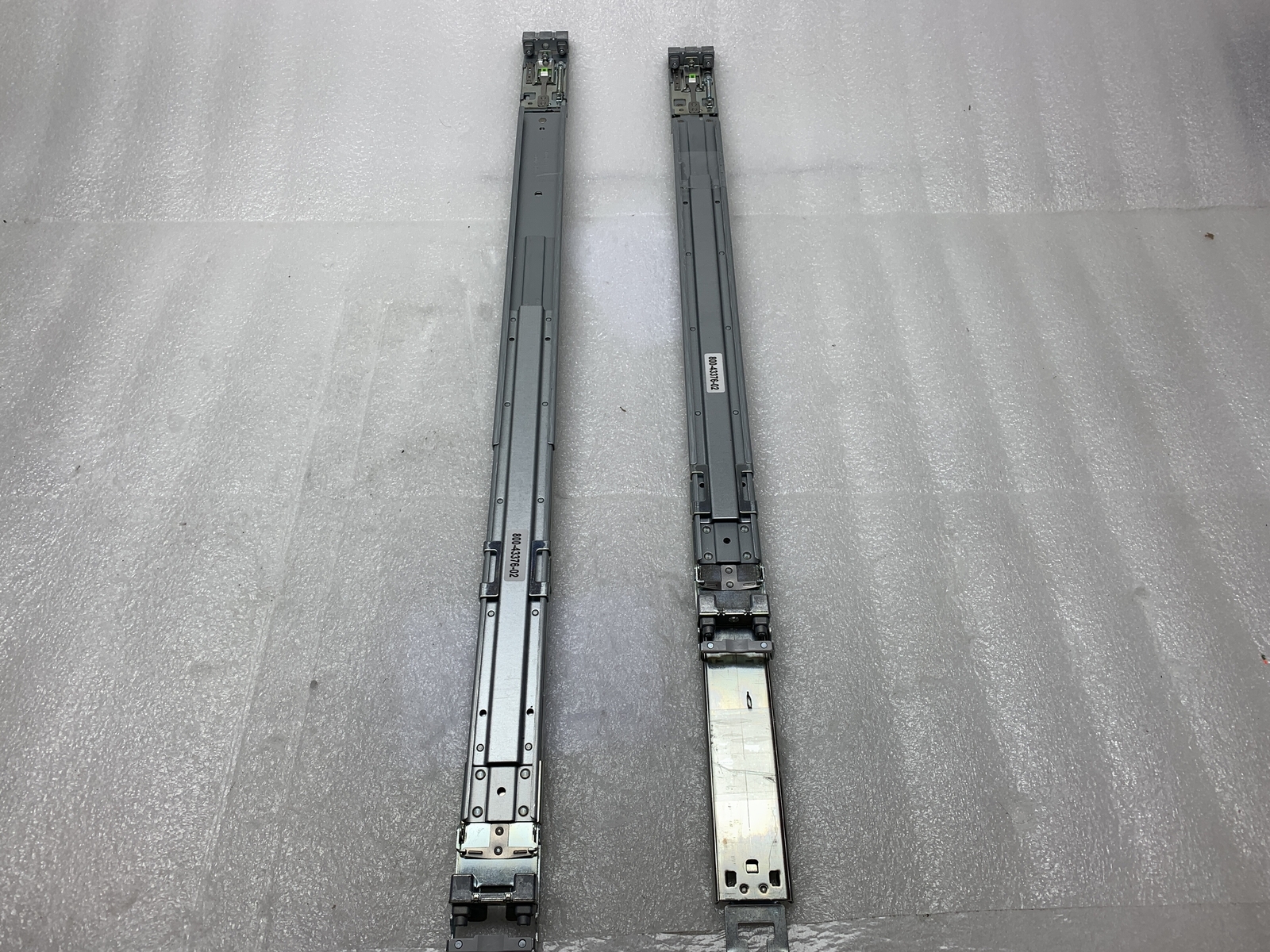, preview full size image Cisco UCS UCSC-RAILB-M4 Ball Bearing Rail Kit