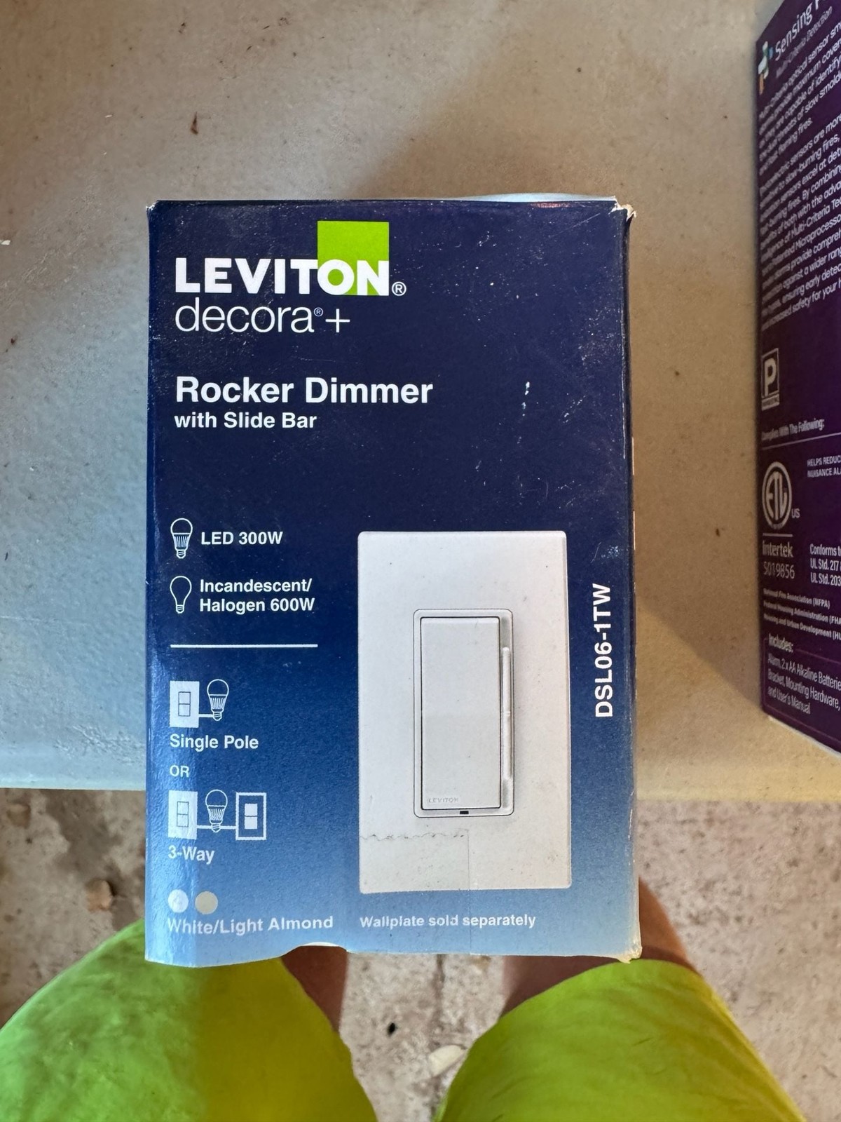 Leviton Decora+ Rocker Dimmer with Slide Bar DSL06-1TW