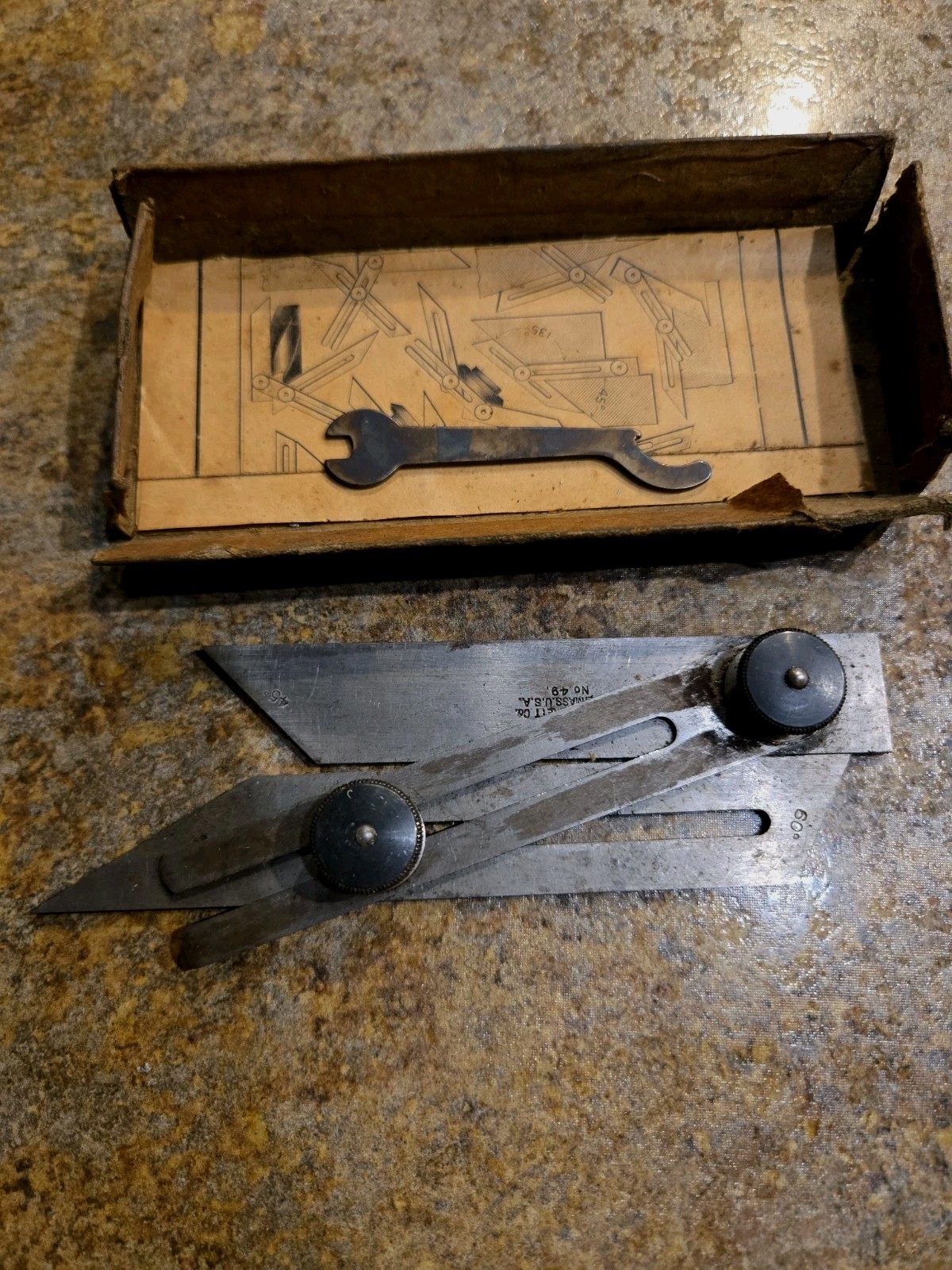 L. S. Starrett No. 49 Universal Bevel (30° & 45° Angles) Machinist Tool In Box