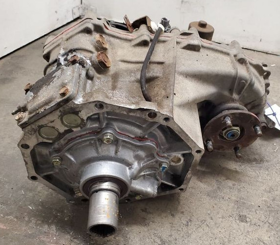 2000-2004 Toyota Tundra Transfer Case Assembly OEM