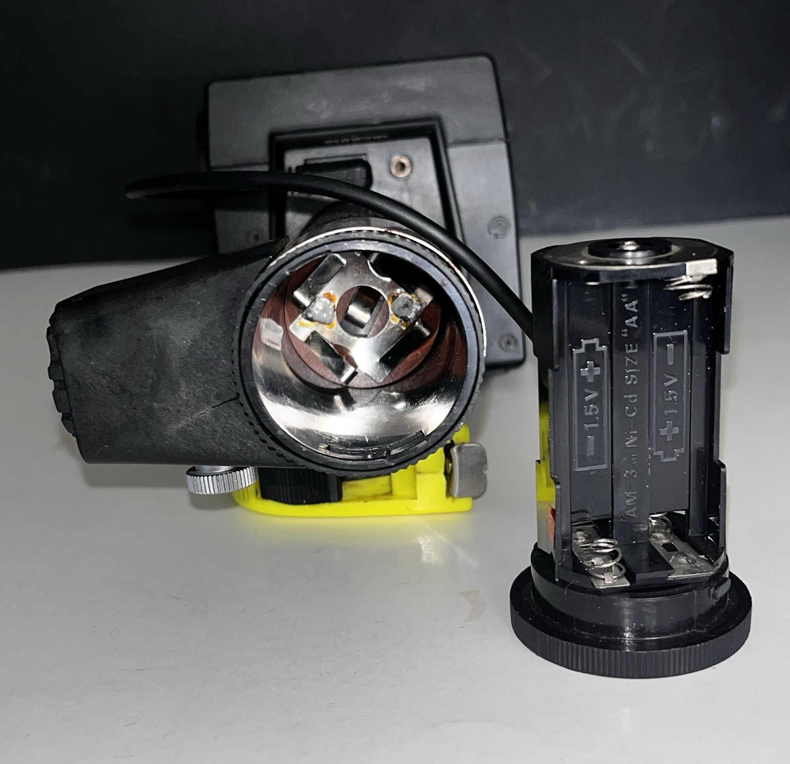 Sunpak Auto 511 Thyristor Flash W/AC Adaptor & Sync Cable