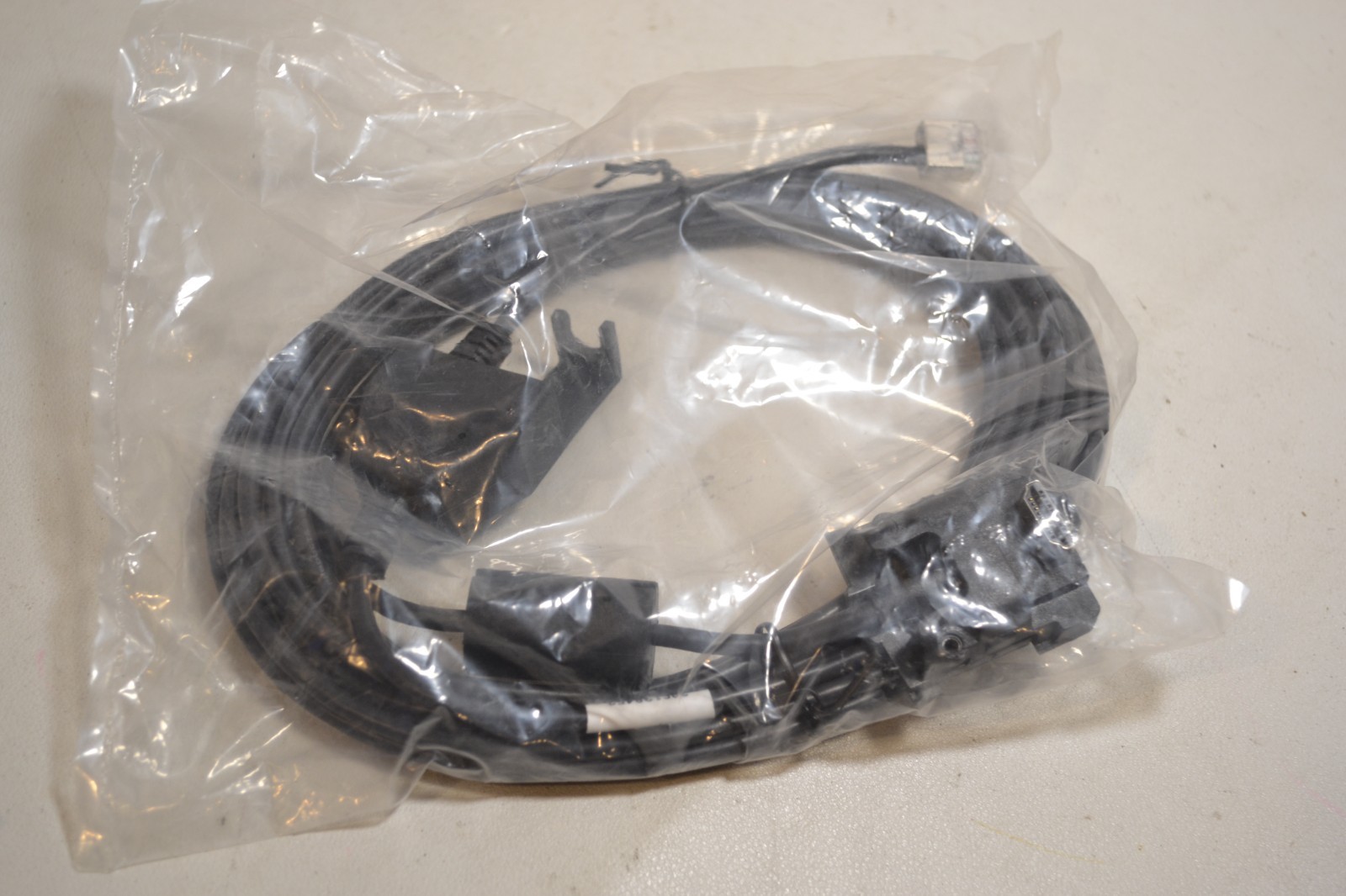 296138452 18/21 Ingenico Ethernet Cable